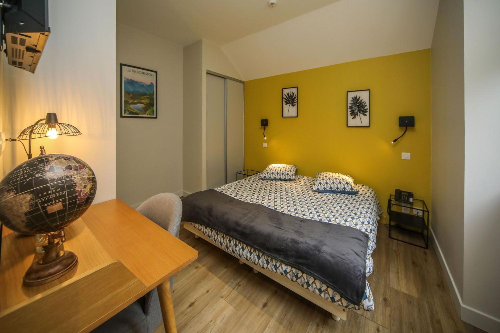 Hotel O Chiroulet Bagnères-de-Bigorre Δωμάτιο φωτογραφία