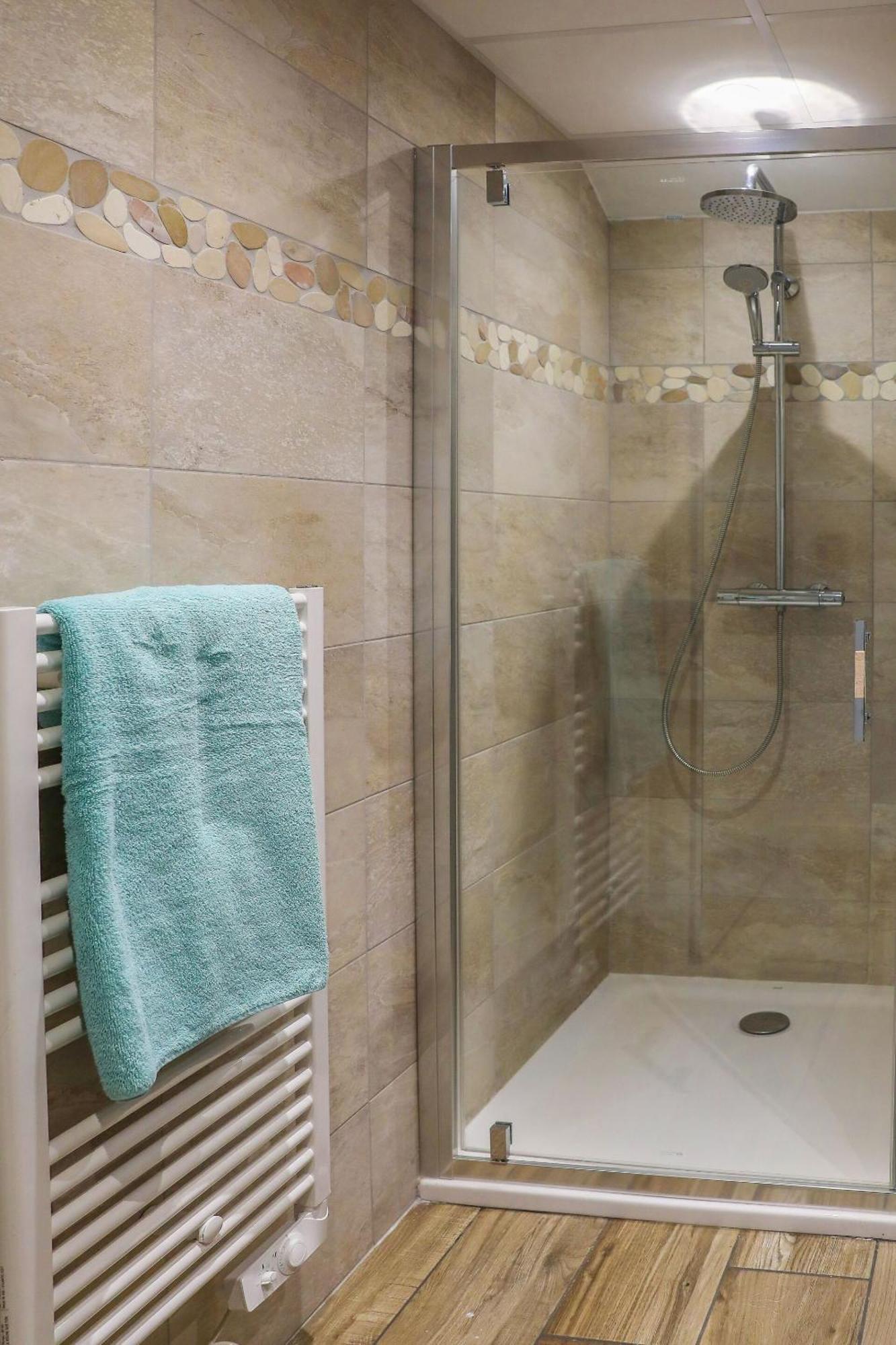 Hotel O Chiroulet Bagnères-de-Bigorre Δωμάτιο φωτογραφία